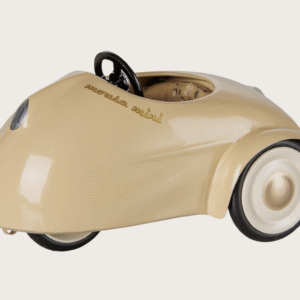 maileg car mouse wheat